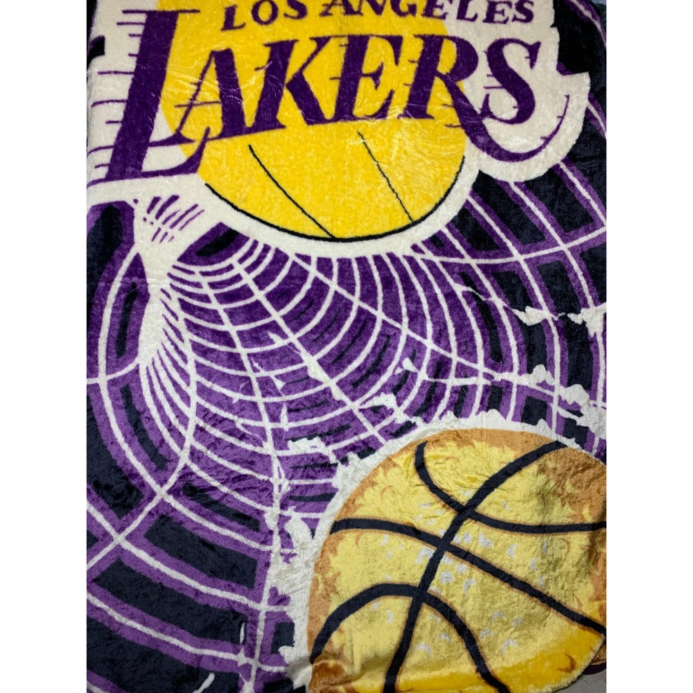 Los Angeles Lakers Raschel Throw Blanket, 60" x 80", rare hard to find